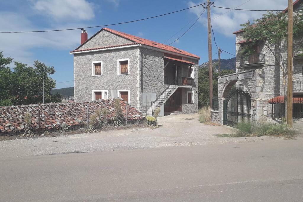 Efis House Apartment Kalivia  Luaran gambar